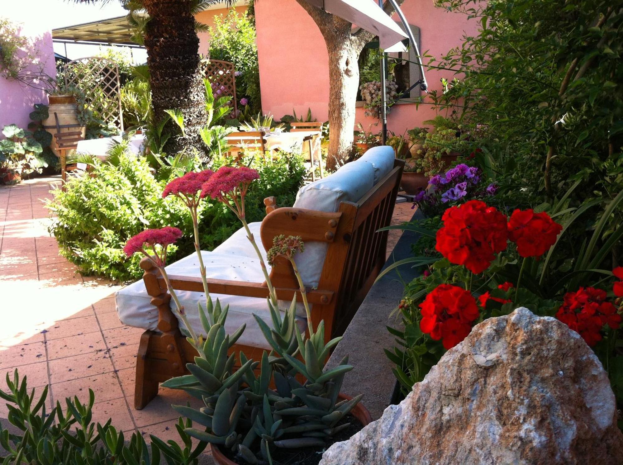 Il Giardino Segreto Bed & Breakfast Trappitello Dış mekan fotoğraf